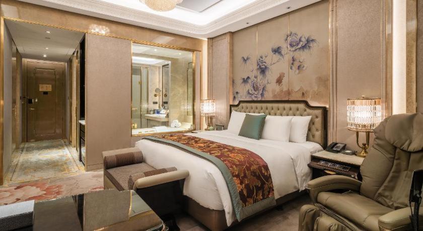 Wanda Reign Chengdu Hotel Exterior foto