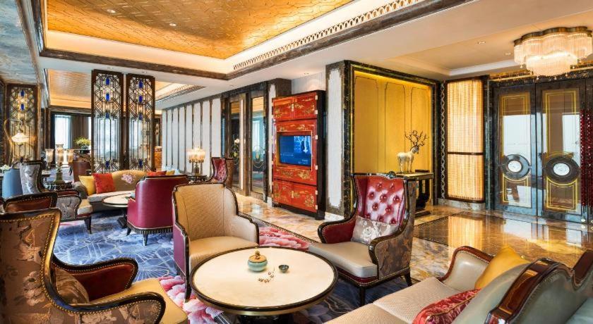 Wanda Reign Chengdu Hotel Exterior foto