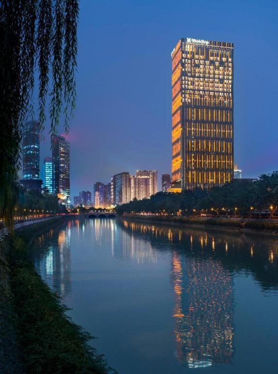 Wanda Reign Chengdu Hotel Exterior foto