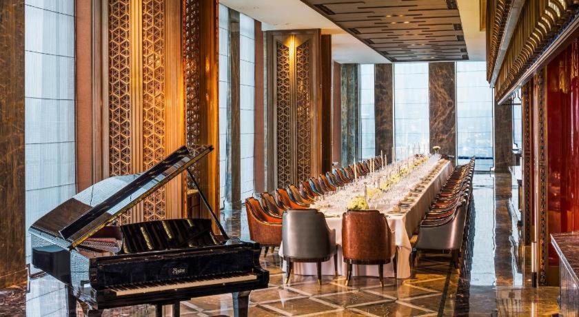 Wanda Reign Chengdu Hotel Exterior foto