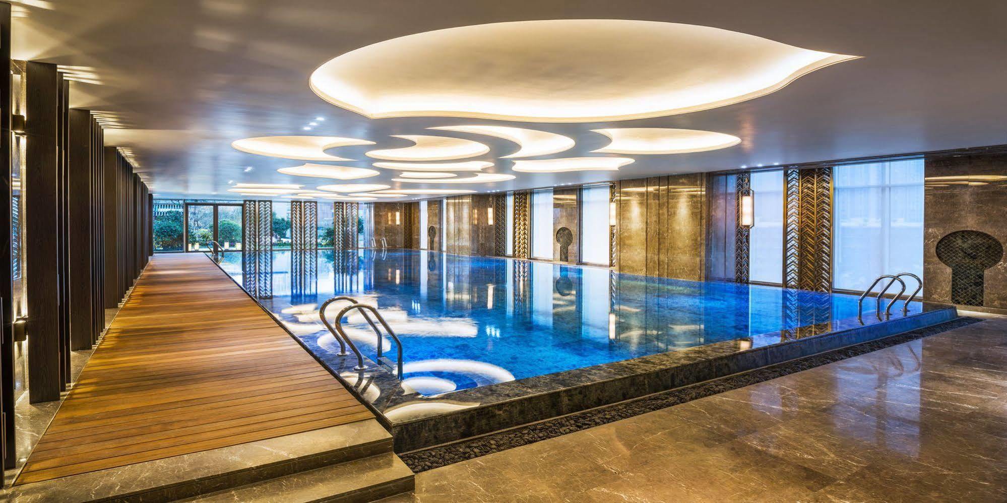 Wanda Reign Chengdu Hotel Exterior foto
